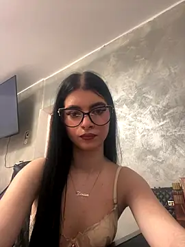 MissHerra2 online show from November 25, 2025, 11:43 am