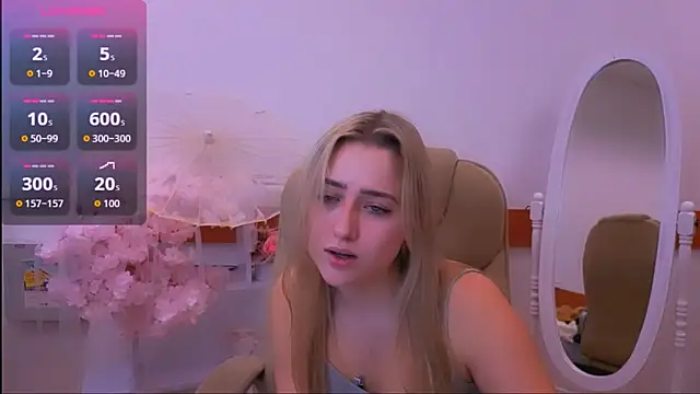 Lulu   Moon online show from November 4, 2025, 7:45 am