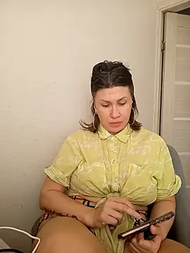 Ambika beauty online show from March 16, 2026, 6:06 am