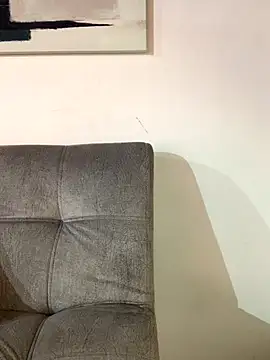 Snapshot of LunaMoore_Pink chatting on December 18, 2025, 12:31 pm LunaMoore Pink online show from December 18, 2025, 12:31 pm