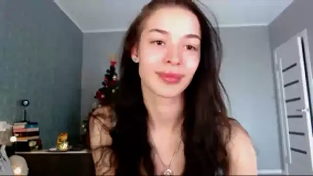 Daphne Darkthorn online show from January 6, 2026, 5:28 pm