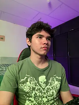 Im Camii online show from March 24, 2026, 5:57 pm