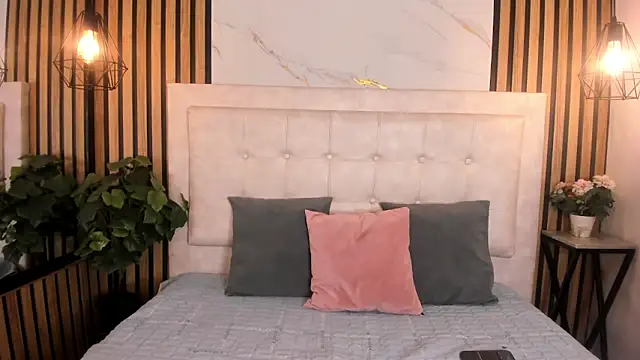 Snapshot of Sassha_ferrer chatting on February 15, 2026, 12:26 pm Sassha ferrer online show from February 15, 2026, 12:26 pm