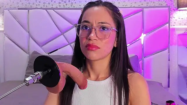 GabbiePrice online show from March 16, 2026, 12:09 pm