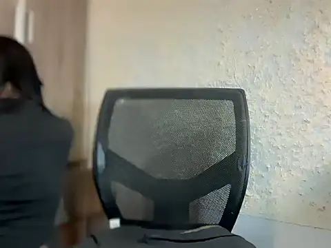 Snapshot of TinyTemptress chatting on March 2, 2026, 6:37 pm TinyTemptress online show from March 2, 2026, 6:37 pm