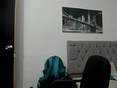 Sofi And Santy online show from April 14, 2026, 12:15 am