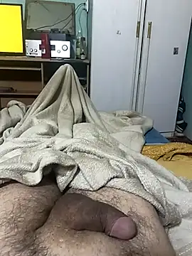 nagyfaszudeni online show from October 11, 2025, 6:25 am