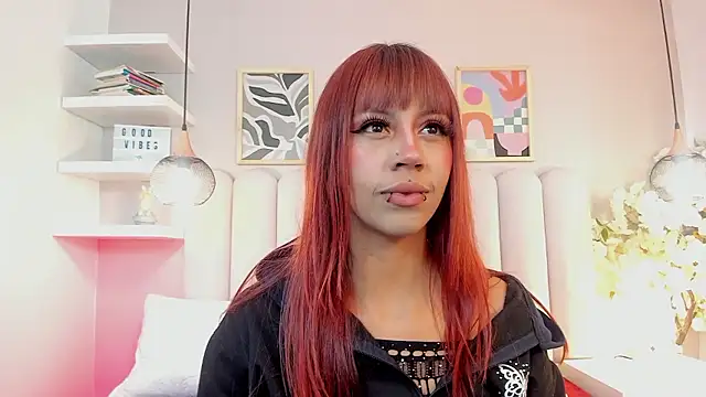 Isabella  gonzalez  online show from January 14, 2026, 6:06 am