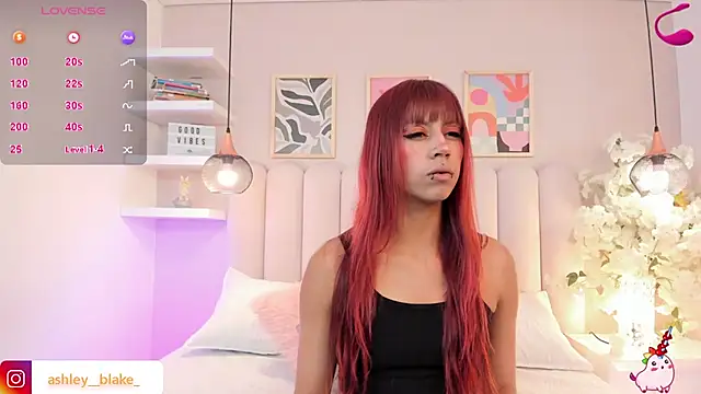 Isabella  gonzalez  online show from November 29, 2025, 3:28 am