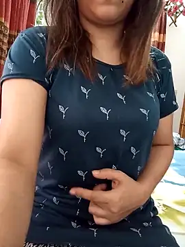 Tanha18 online show from April 17, 2026, 5:54 am