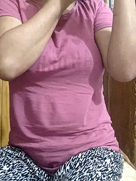 Tanha18 online show from November 18, 2025, 11:13 am