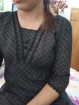 Tanha18 online show from May 20, 2026, 4:31 am