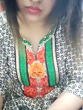 Tanha18 online show from November 25, 2025, 7:36 pm