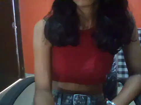 HOT HONEY10 online show from October 25, 2025, 4:33 am