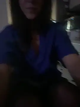 Snapshot of CrissmainH chatting on October 16, 2025, 8:11 am CrissmainH online show from October 16, 2025, 8:11 am