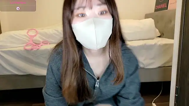 yura ra ra online show from May 7, 2026, 7:34 am