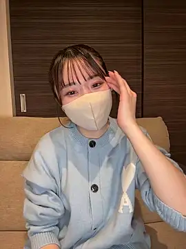 Snapshot of yura_ra_ra chatting on January 19, 2026, 2:10 pm yura ra ra online show from January 19, 2026, 2:10 pm