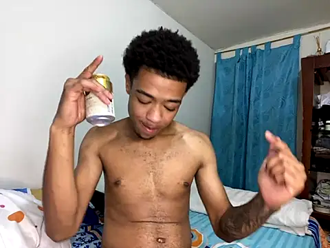 Snapshot of MaskBlackk chatting on November 3, 2025, 11:41 pm MaskBlackk online show from November 3, 2025, 11:41 pm