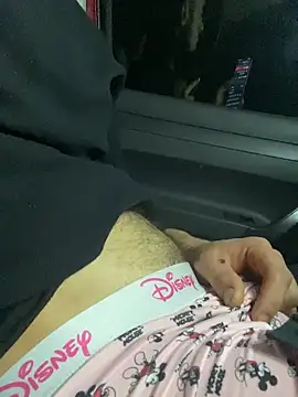 Snapshot of -HoOligAn- chatting on October 12, 2025, 4:30 pm -HoOligAn- online show from October 12, 2025, 4:30 pm