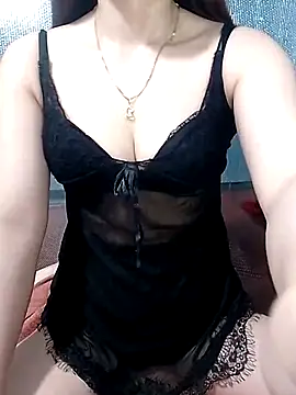 LeanaLy online show from June 2, 2026, 12:32 am