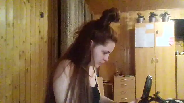 AmeliieLaFleur online show from April 7, 2026, 6:21 pm