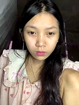 linh-lan1 online show from October 30, 2025, 10:46 am