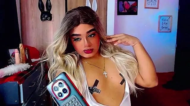 Sofiabigcock22 online show from November 16, 2025, 1:16 pm