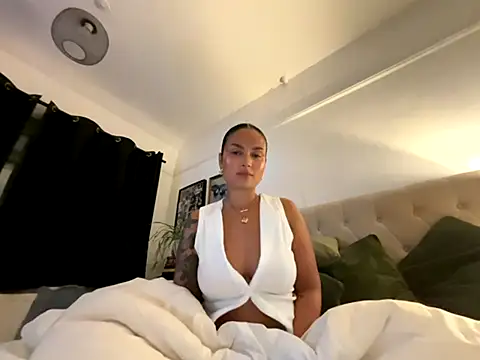 Snapshot of sexygoddessjessy chatting on November 11, 2025, 8:03 pm sexygoddessjessy online show from November 11, 2025, 8:03 pm