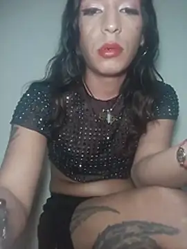 Snapshot of VioletGil_Party_ chatting on February 3, 2026, 6:22 am VioletGil Party online show from February 3, 2026, 6:22 am