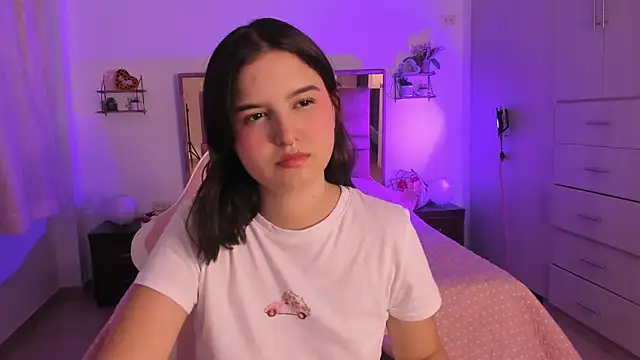 Snapshot of MIACUTEE_ chatting on March 2, 2026, 10:06 pm MIACUTEE online show from March 2, 2026, 10:06 pm