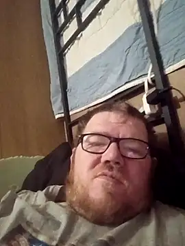 Snapshot of Spencer8181 chatting on October 12, 2025, 9:49 pm Spencer8181 online show from October 12, 2025, 9:49 pm