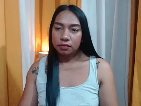 ellah morenax online show from February 17, 2026, 3:42 pm