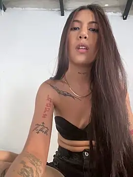 Sweett pain online show from December 13, 2025, 8:26 pm