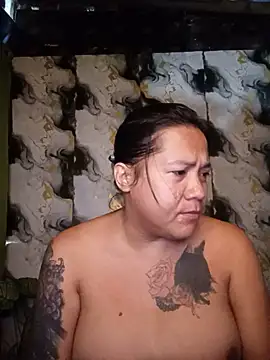 trishacummerts online show from May 22, 2026, 10:52 pm