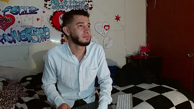 picante70  online show from December 18, 2025, 12:09 pm