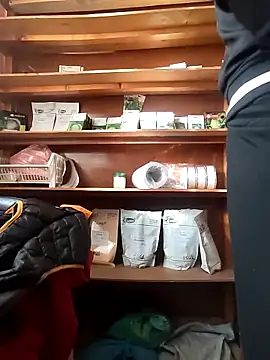 szabi1995 online show from December 5, 2025, 9:30 am