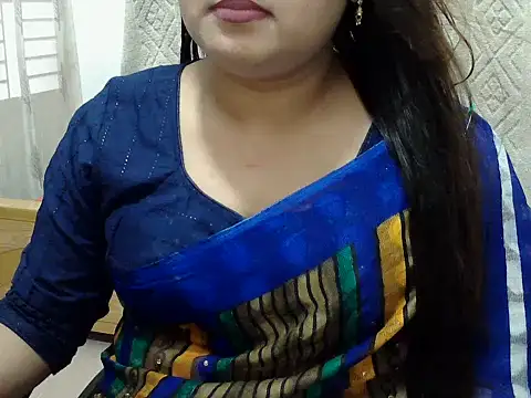 SexyRani2000 online show from July 5, 2026, 11:44 pm