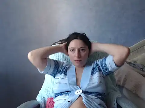 LuckyLisa23 online show from May 15, 2026, 9:07 am