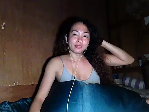 Snapshot of wildcat30 chatting on October 13, 2025, 5:25 pm wildcat30 online show from October 13, 2025, 5:25 pm