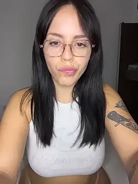 babecatalina online show from February 26, 2026, 4:12 am