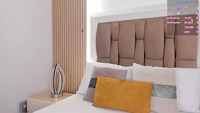 Snapshot of millie_byers chatting on October 24, 2025, 12:04 pm millie byers online show from October 24, 2025, 12:04 pm