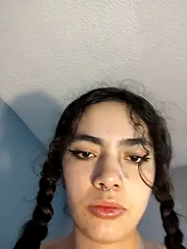 Sofia Rodriguez8 online show from October 17, 2025, 9:23 am