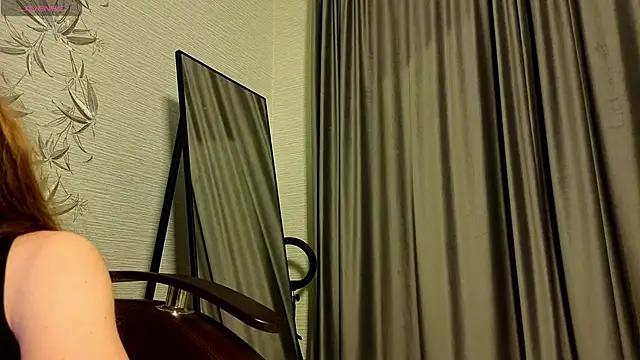 MissPompadure online show from February 23, 2026, 11:27 pm