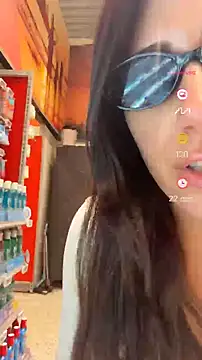 Snapshot of mamimamacitaaa chatting on February 22, 2026, 11:12 am mamimamacitaaa online show from February 22, 2026, 11:12 am