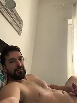 ReDiBastoni90 online show from February 15, 2026, 8:35 am