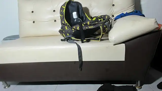 mycolection girls online show from December 14, 2025, 6:24 pm