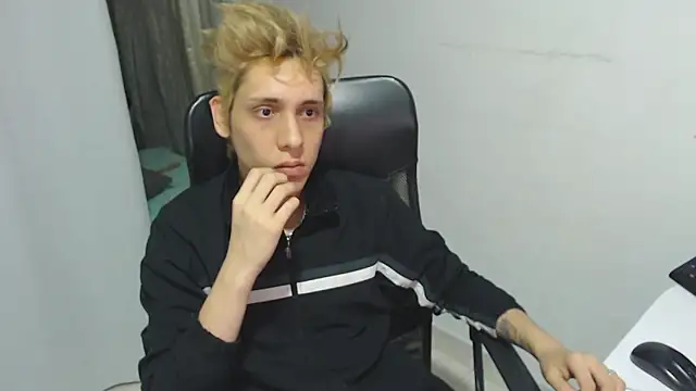 KingSuccubus online show from October 24, 2025, 3:49 am