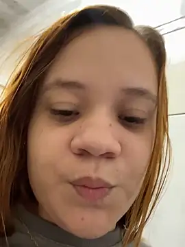 ruivinhadancer online show from December 4, 2025, 12:26 pm