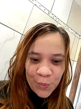 ruivinhadancer online show from December 14, 2025, 5:40 pm