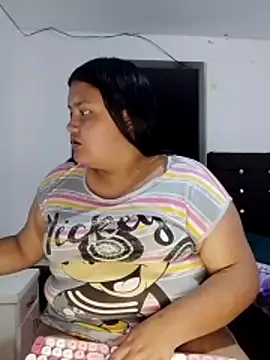 natt-bigass online show from November 19, 2025, 3:17 am